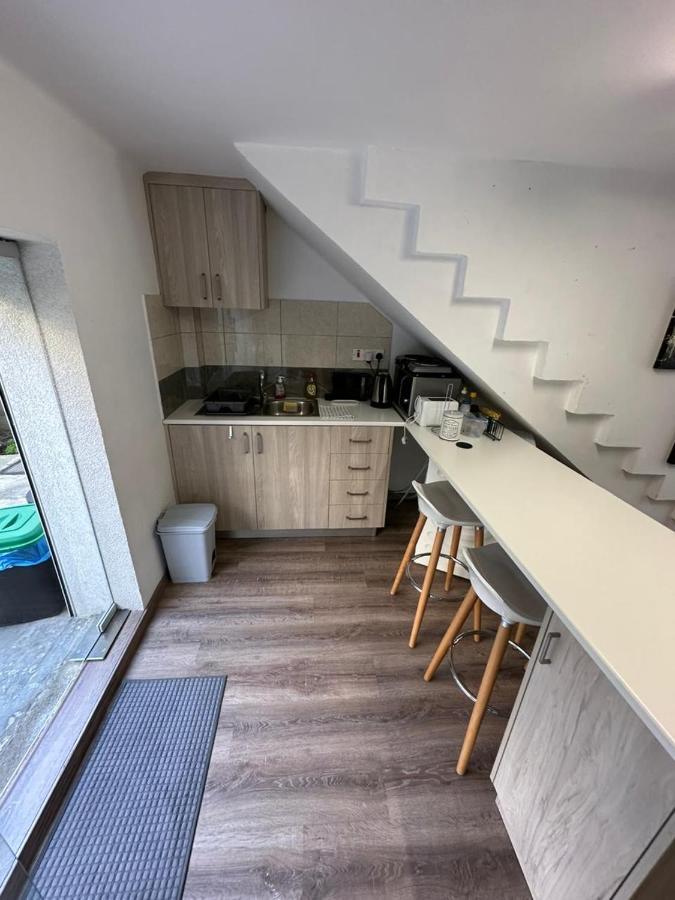 Modern City Center Appartment Saripolou Limassol Zewnętrze zdjęcie